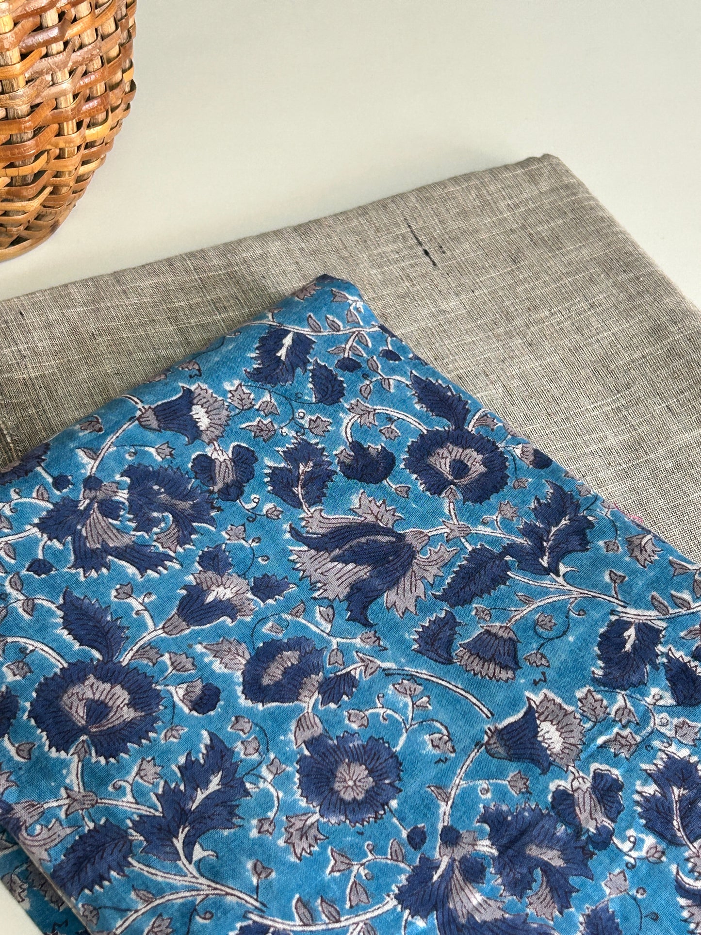 Handloom Cotton Set  with Handblock Dupatta