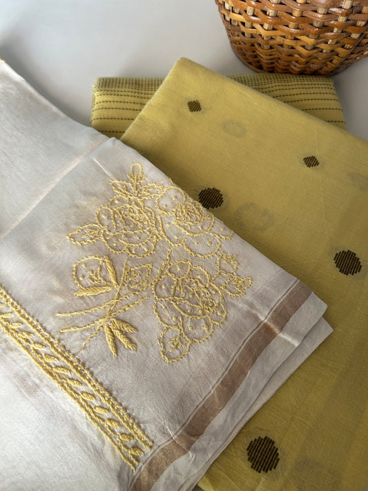 Chikankari Dupatta with Handloom Cotton Kurta