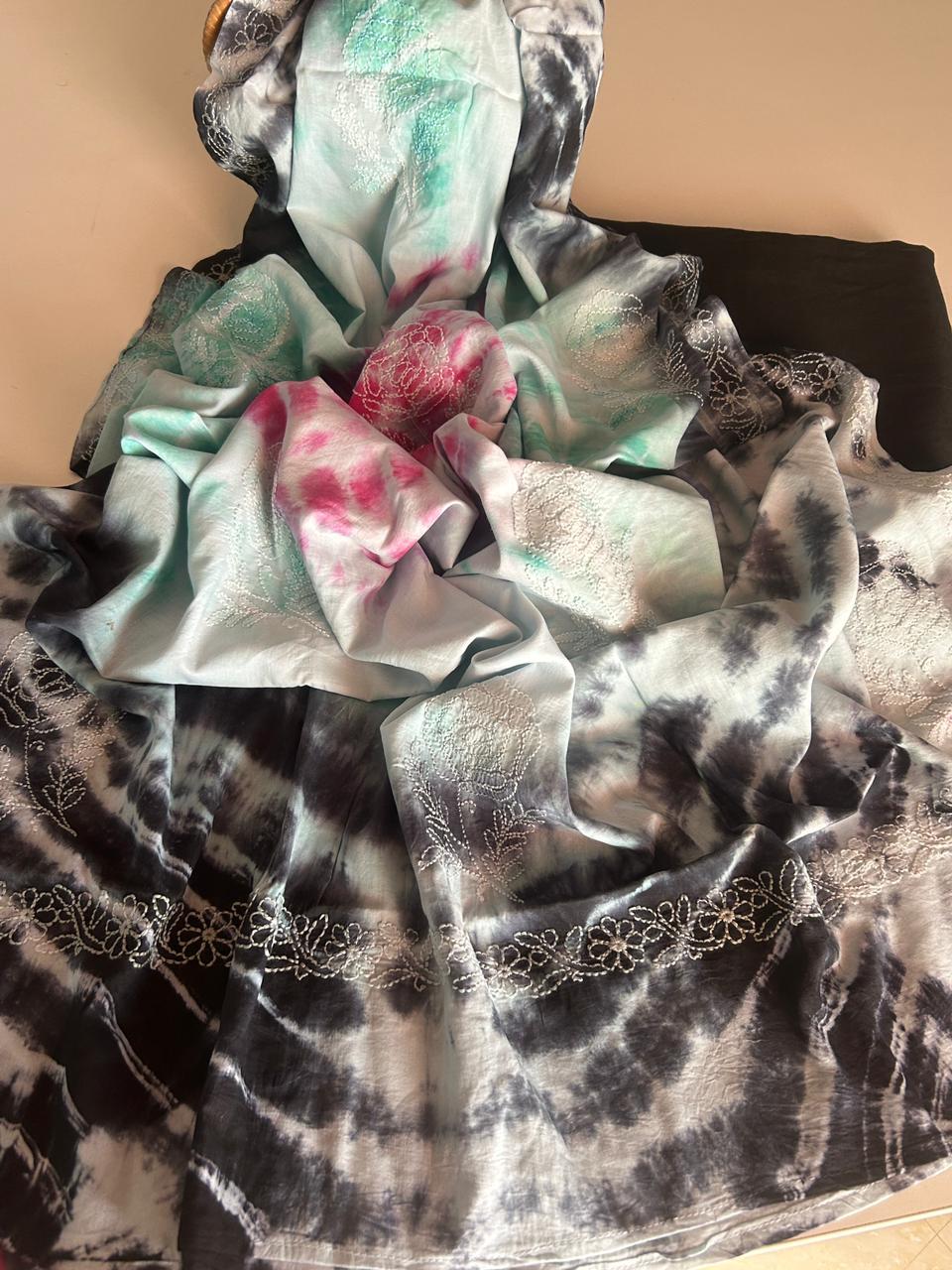 Chikankari Tie & Dye Dupatta with Chanderi Silk Kurta Set