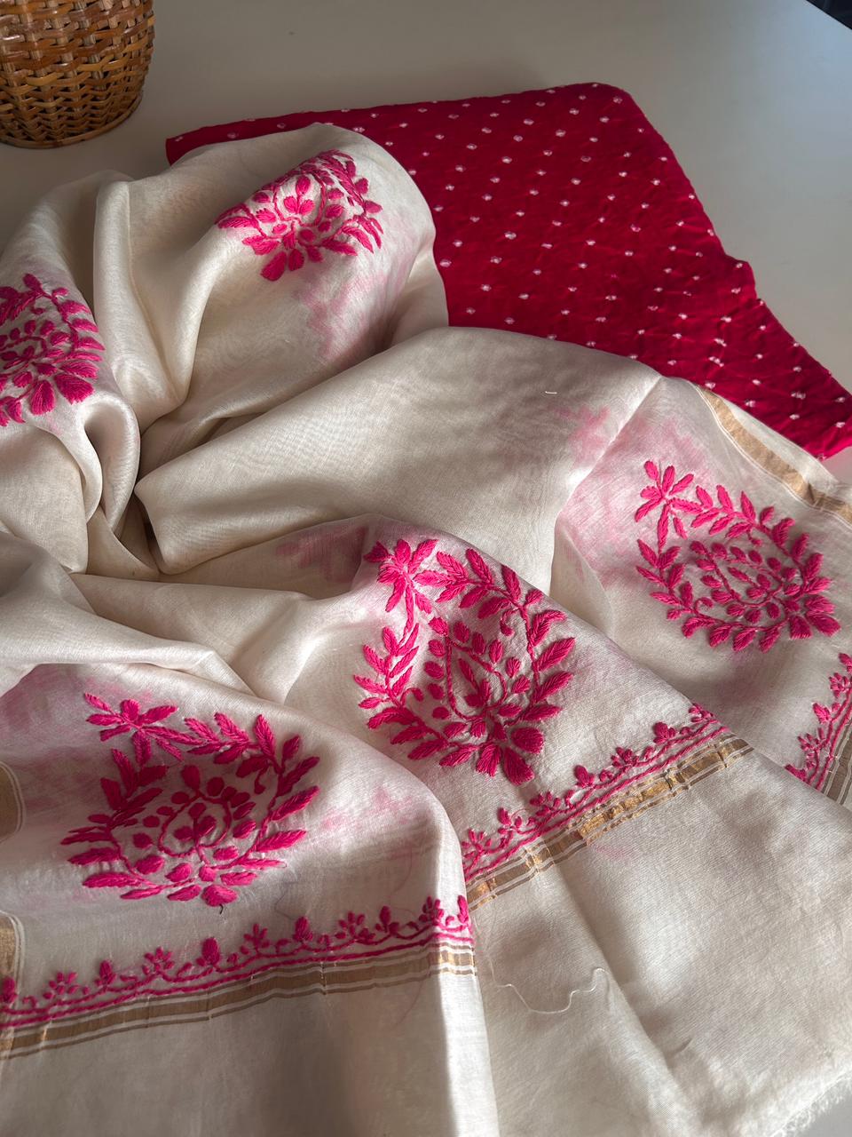 Chikankari Dupatta with Bandhani Kurta